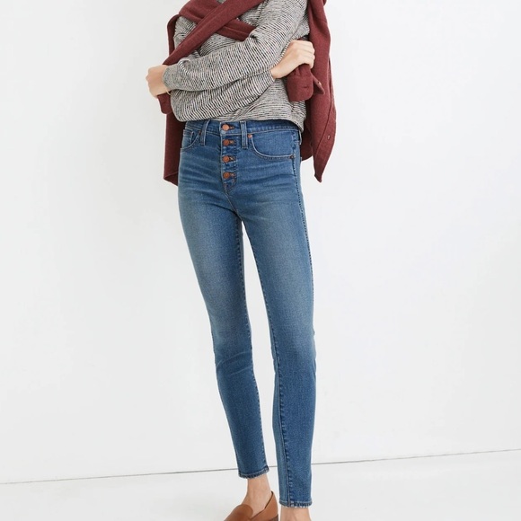 Madewell 10” High Rise Skinny Jeans in Dewitt Wash - Picture 9 of 11
